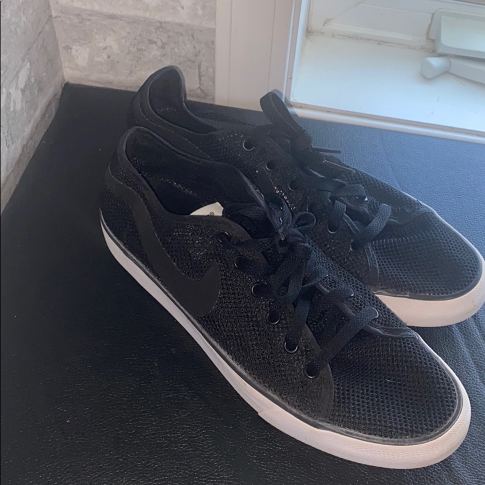 Nike Mesh Sneakers